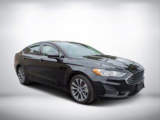 Used 2020 Ford Fusion SE image 1