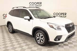 Used 2022 Subaru Forester Premium image 1