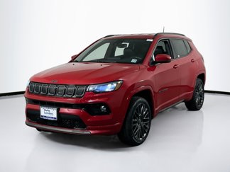 Used 2022 Jeep Compass Limited image 1