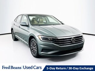 Used 2019 Volkswagen Jetta SEL w/ Cold Weather Package image 1