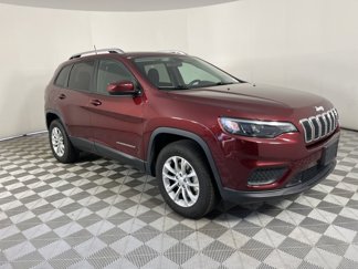 Used 2020 Jeep Cherokee Latitude w/ Cold Weather Group image 1