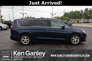 Used 2018 Chrysler Pacifica Touring Plus w/ Tire & Wheel Group image 1