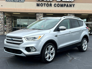 Used 2019 Ford Escape Titanium image 1