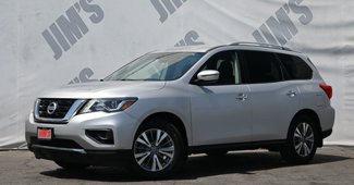 Used 2019 Nissan Pathfinder S image 1