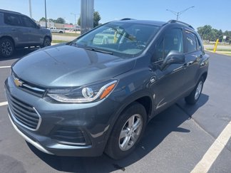 Used 2022 Chevrolet Trax LT w/ LT Convenience Package image 1