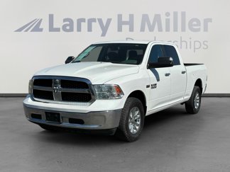 Used 2018 RAM 1500 Classic SLT image 1