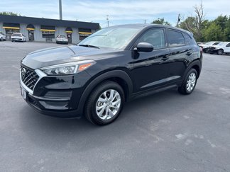 Used 2020 Hyundai Tucson SE image 1