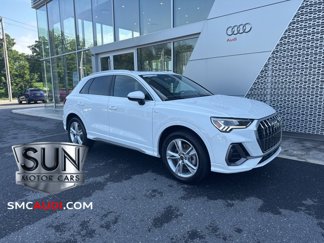 Certified 2024 Audi Q3 2.0T Premium Plus image 1