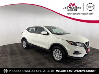 Used 2020 Nissan Rogue Sport S image 1