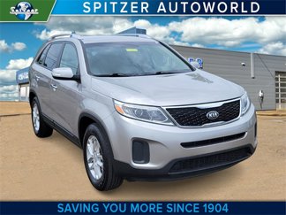 Used 2015 Kia Sorento LX image 1