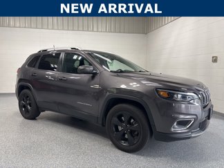 Used 2019 Jeep Cherokee Limited image 1