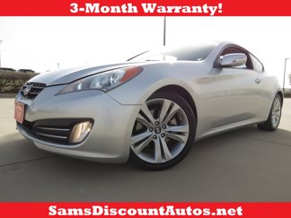 Used 2010 Hyundai Genesis 3.8 image 1