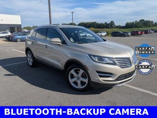Used 2017 Lincoln MKC Premiere image 1