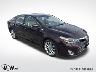 Used 2015 Toyota Avalon Limited image 1