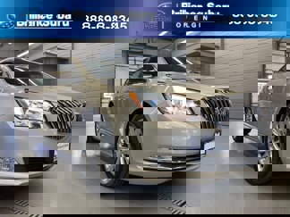 Used 2016 Buick LaCrosse image 1