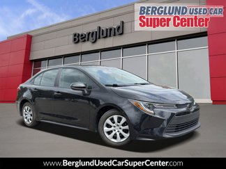 Used 2023 Toyota Corolla LE image 1