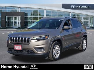 Used 2019 Jeep Cherokee Latitude w/ Popular Appearance Group image 1