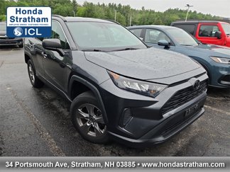 Used 2019 Toyota RAV4 LE image 1