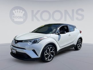 Used 2019 Toyota C-HR XLE image 1
