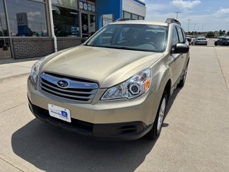 Used 2010 Subaru Outback 2.5i image 1