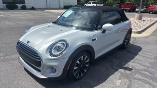 Used 2021 MINI Cooper Convertible image 1
