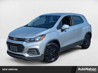 Used 2018 Chevrolet Trax LS image 1