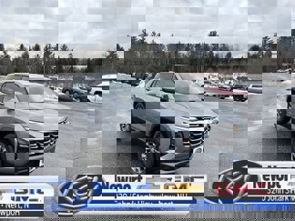 New 2025 Chevrolet Equinox LT image 1