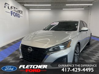 Used 2023 Nissan Altima 2.5 SV w/ SV Premium Package image 1