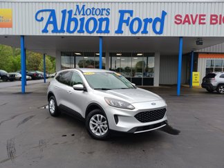 Used 2020 Ford Escape SE image 1