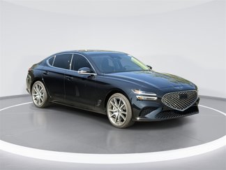 Used 2024 Genesis G70 2.5T image 1