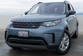 Used 2018 Land Rover Discovery SE image 1