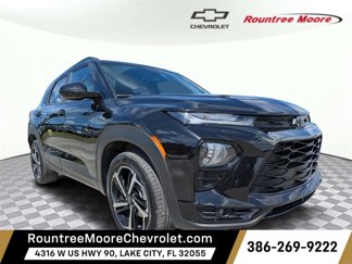 Used 2023 Chevrolet TrailBlazer RS w/ Convenience Package image 1