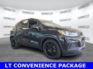 Used 2020 Chevrolet Trax LT w/ Premium Seat Package image 1