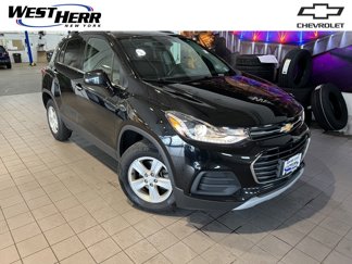 Used 2019 Chevrolet Trax LT w/ LT Convenience Package image 1