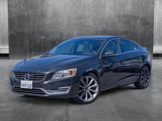 Used 2015 Volvo S60 T5 Premier w/ 19" Sport Package image 1