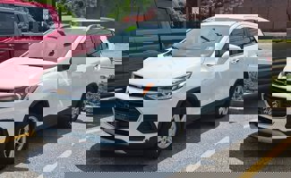 Used 2019 Chevrolet Trax LT w/ LT Convenience Package image 1
