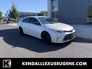 Used 2018 Toyota Avalon XLE Plus image 1