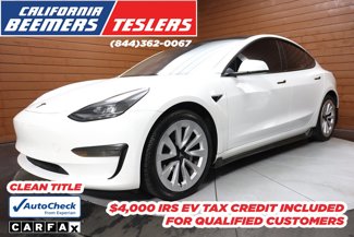 Used 2023 Tesla Model 3 Standard Range image 1