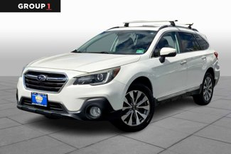 Used 2018 Subaru Outback 2.5i Touring image 1