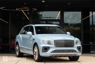 Used 2023 Bentley Bentayga Extended Wheelbase image 1
