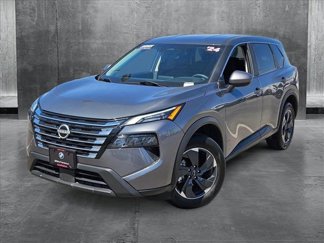 Used 2024 Nissan Rogue SV image 1