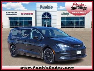 Used 2023 Chrysler Voyager LX image 1