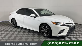 Used 2019 Toyota Camry SE image 1