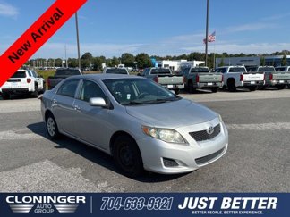 Used 2010 Toyota Corolla LE image 1