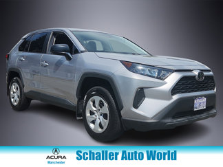 Used 2022 Toyota RAV4 LE image 1