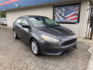 Used 2018 Ford Focus SE image 1