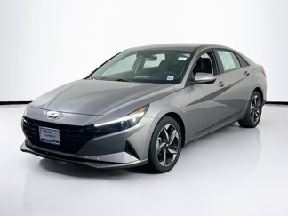 Used 2023 Hyundai Elantra SEL w/ Convenience Package image 1