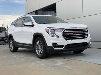 Used 2023 GMC Terrain SLT image 1