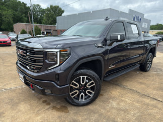 Used 2022 GMC Sierra 1500 AT4 w/ AT4 Preferred Package image 1