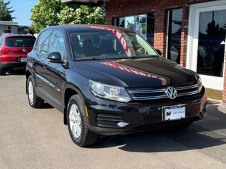 Used 2013 Volkswagen Tiguan S image 1